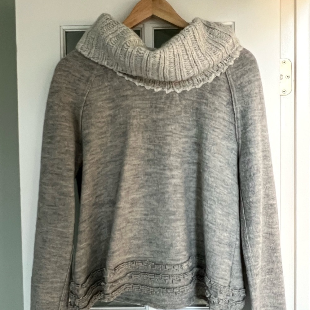 Cozy Knit Cowl Neck Sweater - Gray